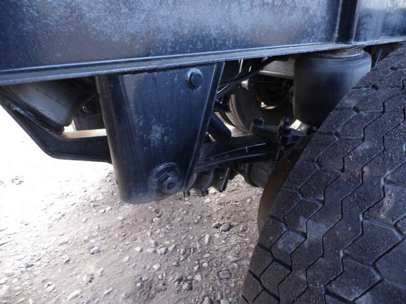 1992 Montone steel dump