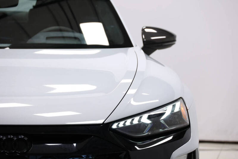 2022 Audi RS e-tron GT quattro