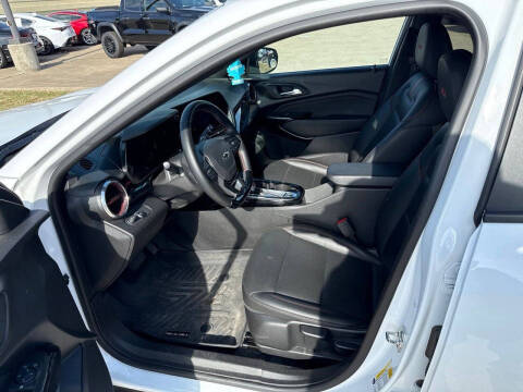 2025 Chevrolet Trax RS