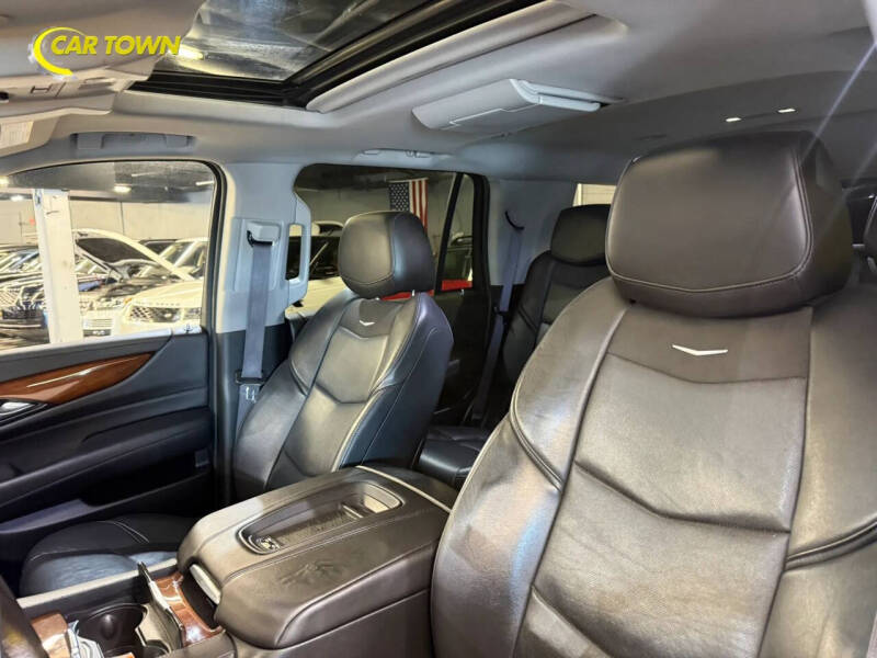 2017 Cadillac Escalade Premium Luxury