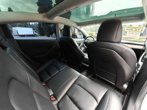 2019 Tesla Model 3 Mid Range