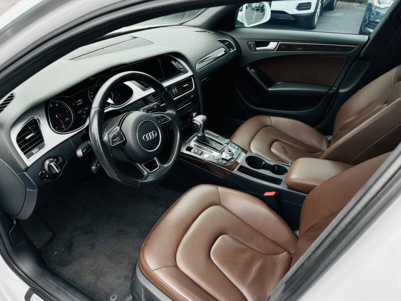 2015 Audi A4 2.0T quattro Premium Plus