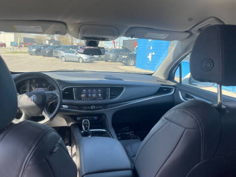 2021 Buick Enclave Essence