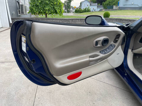 2004 Chevrolet Corvette