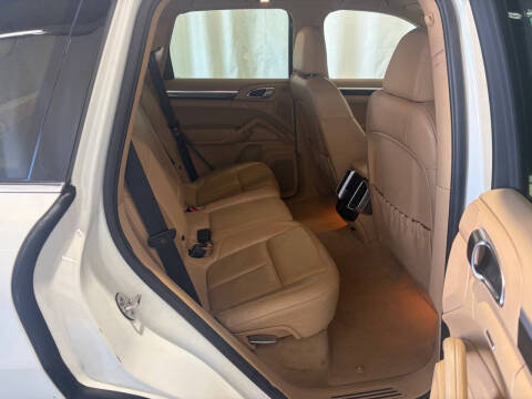 2012 Porsche Cayenne Tiptronic