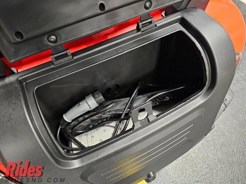 2025 Denago Rover XL Plus