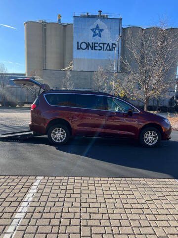 2020 Chrysler Voyager LXi