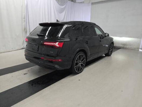 2022 Audi Q7 quattro Prestige 55 TFSI