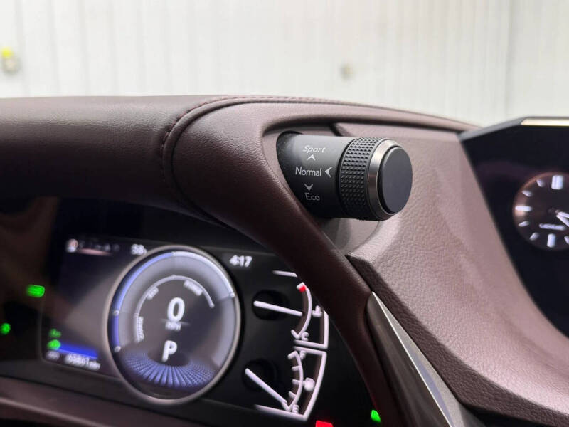 2021 Lexus ES 300h