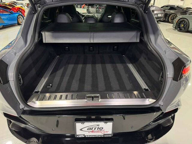 2021 Aston Martin DBX