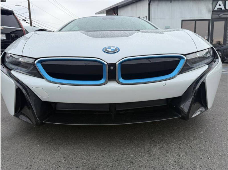 2016 BMW i8