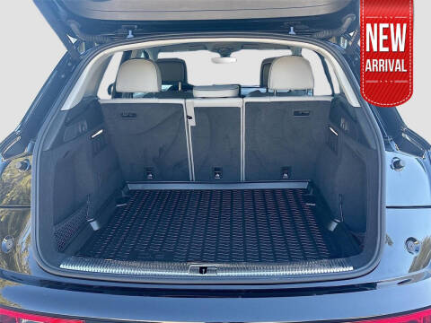 2022 Audi Q5 quattro S line Prestige 45 TFSI