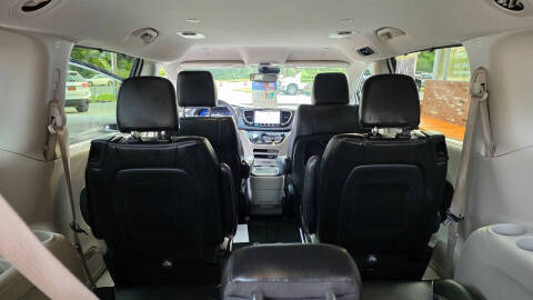 2022 Chrysler Pacifica Touring L