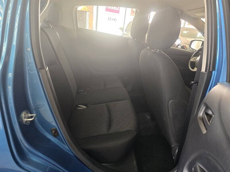 2024 Mitsubishi Mirage ES