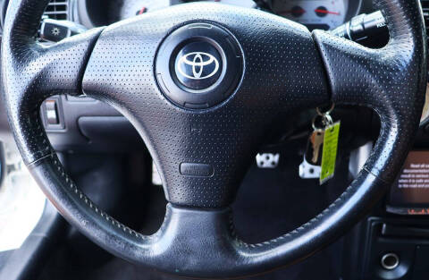 2004 Toyota MR2 Spyder