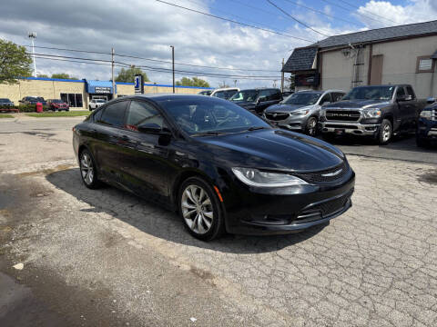 2015 Chrysler 200 S