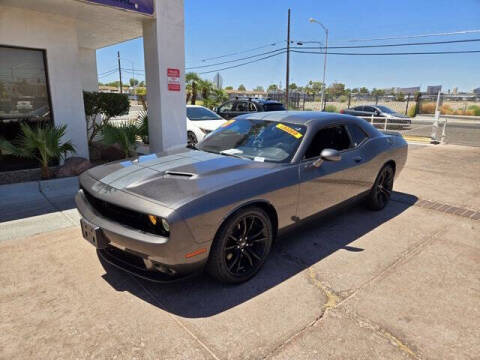 2017 Dodge Challenger SXT