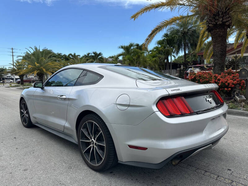 2016 Ford Mustang EcoBoost Premium