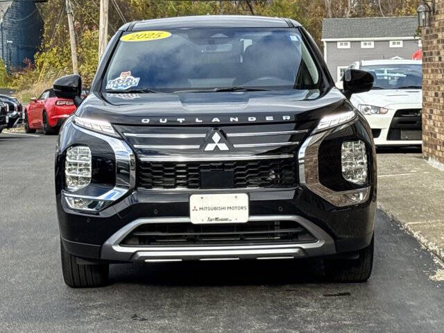 2025 Mitsubishi Outlander