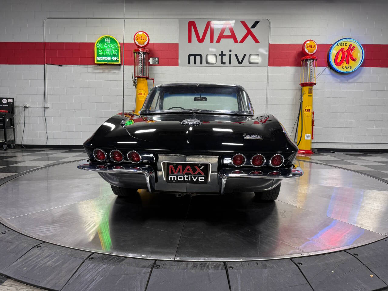 1966 Chevrolet Corvette 24