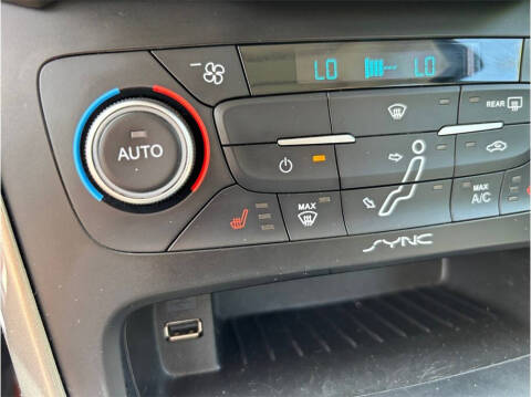 2018 Ford Focus Titanium