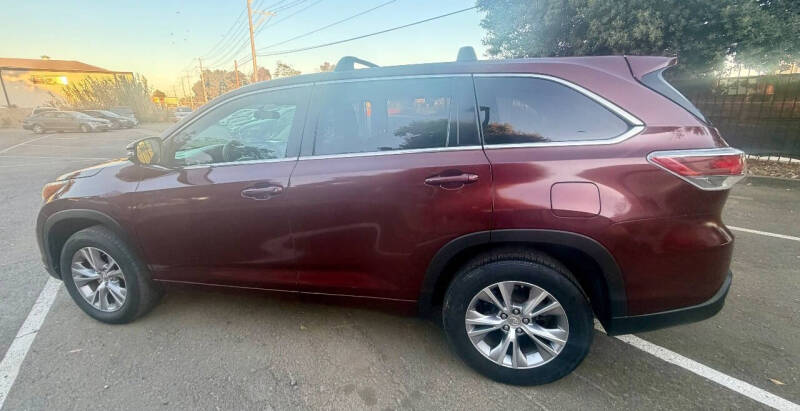 2014 Toyota Highlander LE Plus