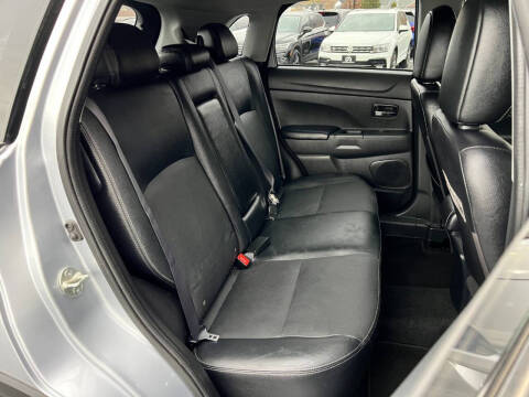 2017 Mitsubishi Outlander Sport 2.4 SEL