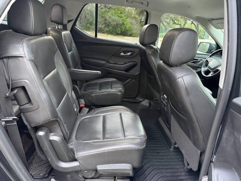 2020 Chevrolet Traverse LT Leather