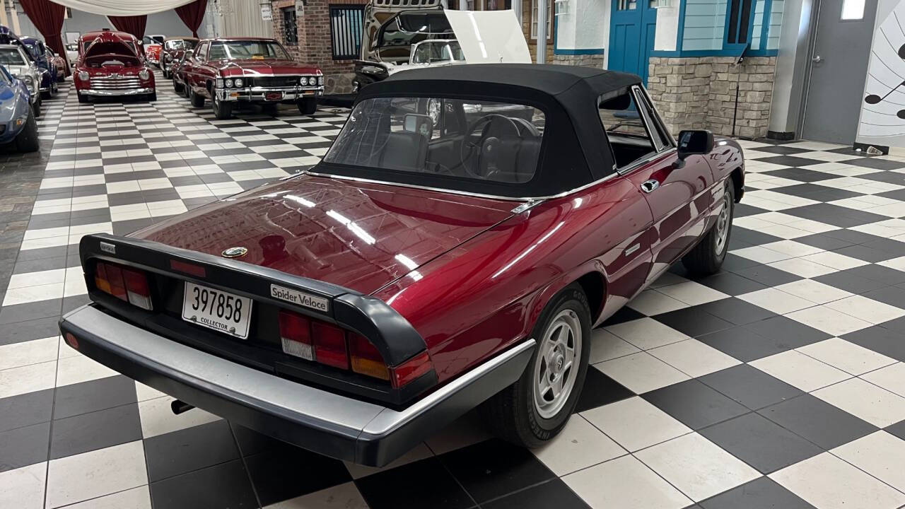 1986 Alfa Romeo Spider 15