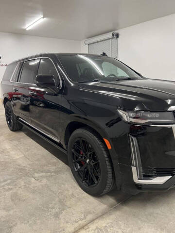 2022 Cadillac Escalade ESV Premium Luxury