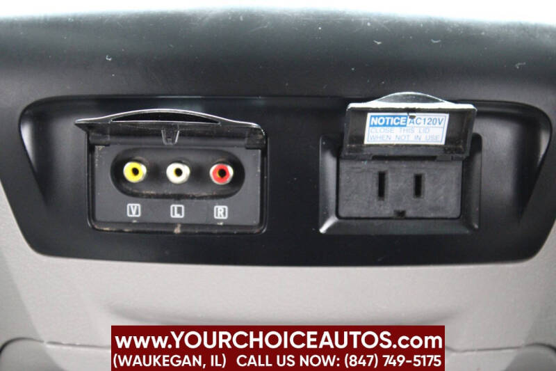 2017 Toyota Sienna XLE Premium 8-Passenger