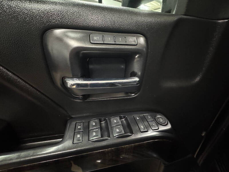 2015 GMC Sierra 2500HD Denali