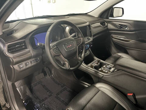 2023 GMC Acadia AT4