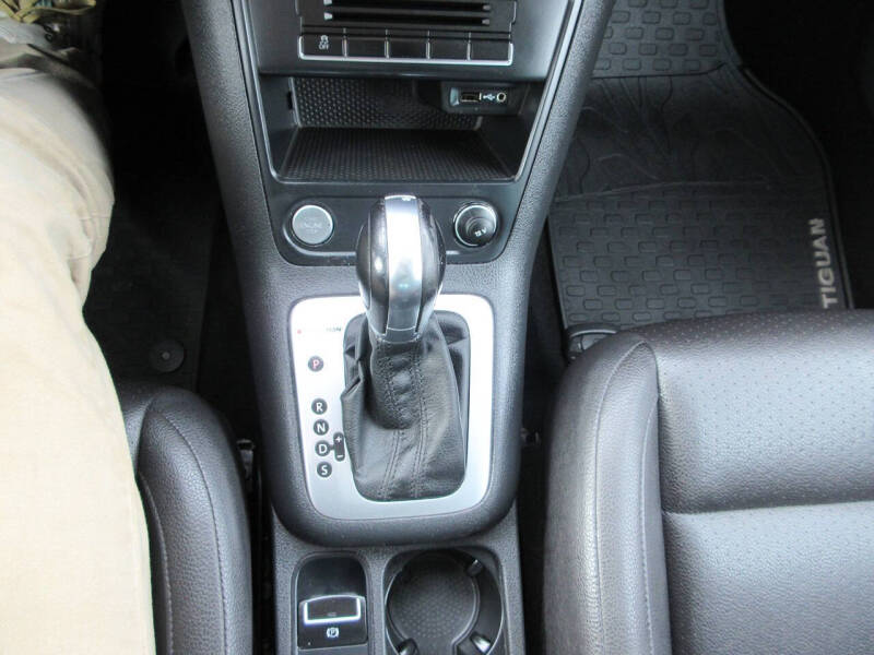 2016 Volkswagen Tiguan 2.0T S 4Motion