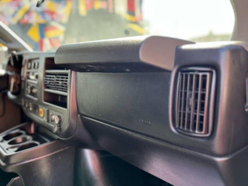 2016 Chevrolet Express 2500