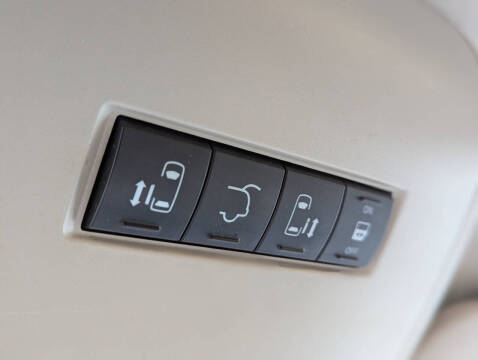 2013 Chrysler Town and Country Touring