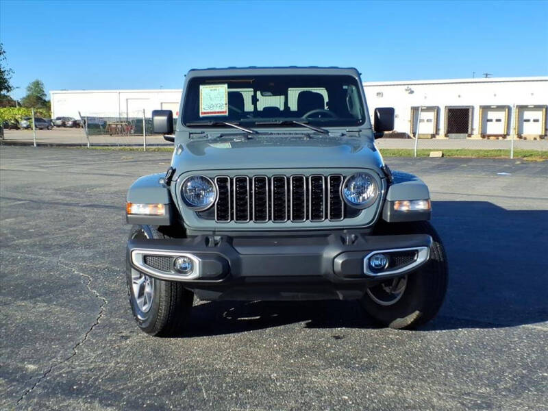 2024 Jeep Gladiator Sport S