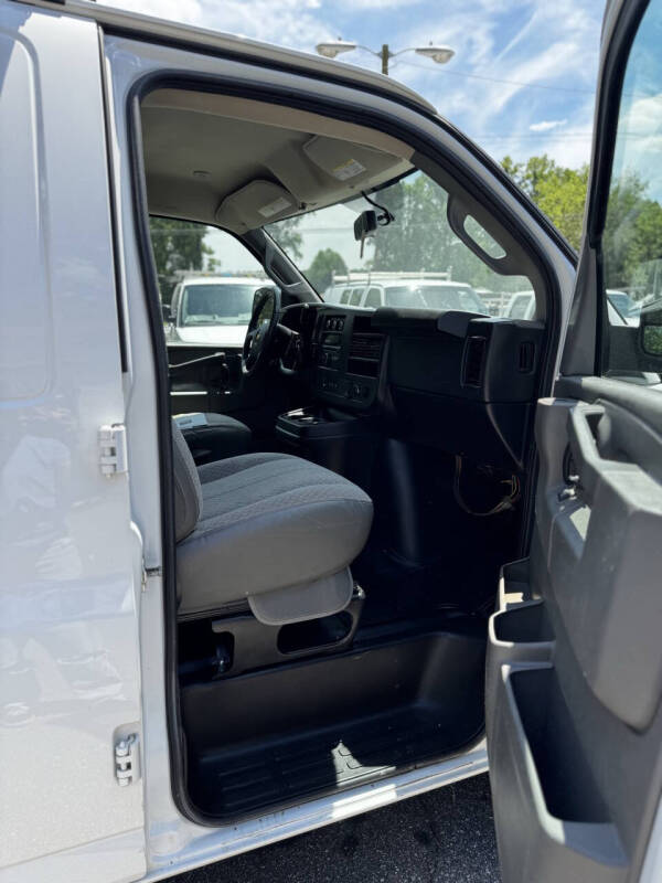 2020 Chevrolet Express 2500