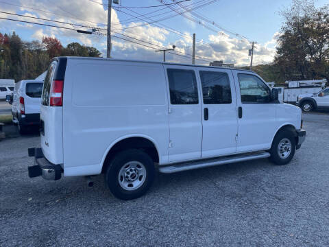 2023 GMC Savana 2500