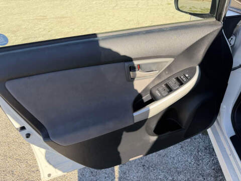 2014 Toyota Prius Plug-in Hybrid