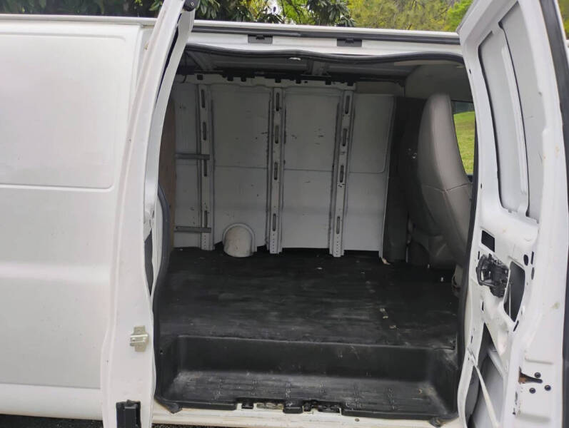 2019 Chevrolet Express 2500