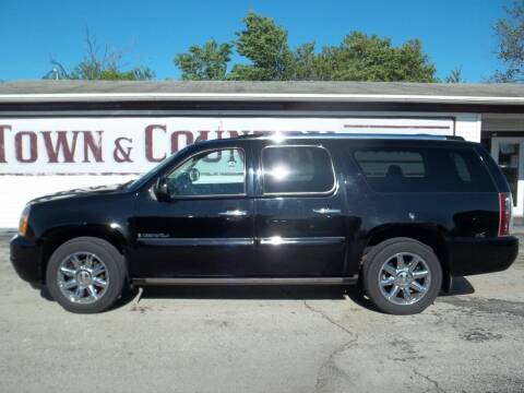 2008 GMC Yukon XL for sale at Town & Country Motors in Bourbonnais IL