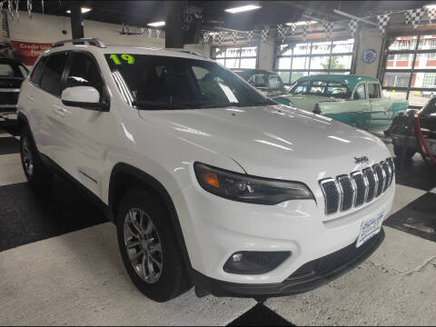 2019 Jeep Cherokee for sale at River Front Auto Sales in Buffalo NY