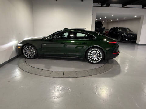 2025 Porsche Panamera 4 E-Hybrid