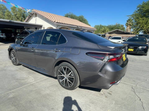 2022 Toyota Camry SE