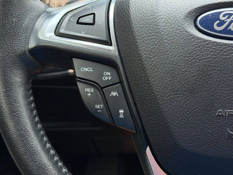 2021 Ford Edge Titanium