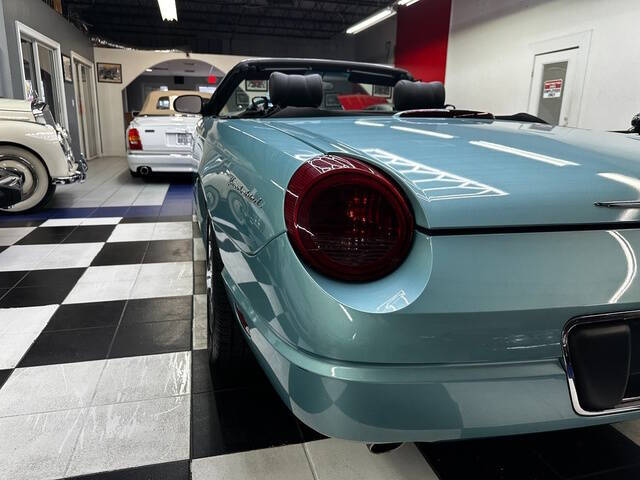 2002 Ford Thunderbird Deluxe