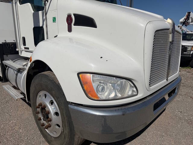 2018 Kenworth T270