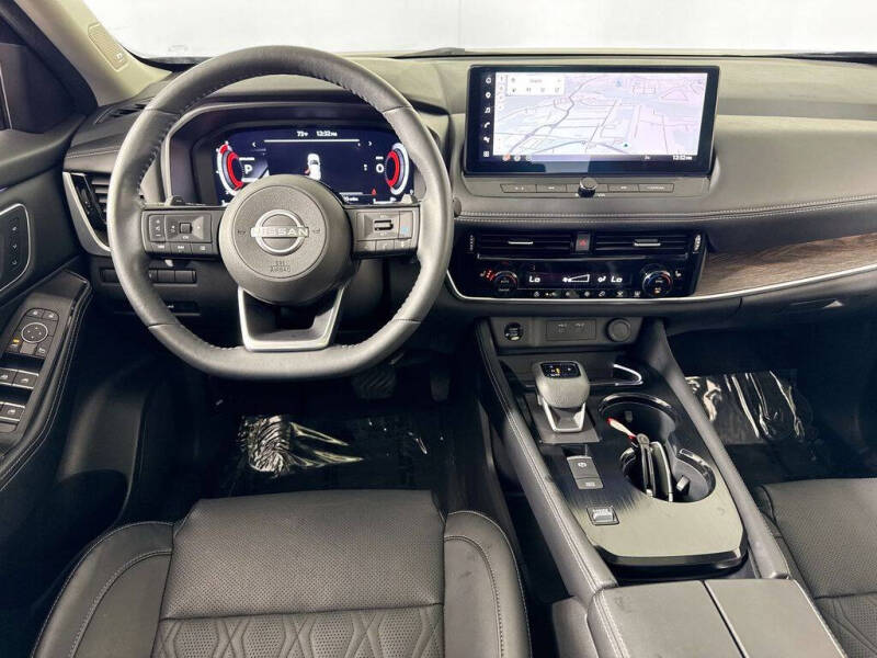 2024 Nissan Rogue Platinum