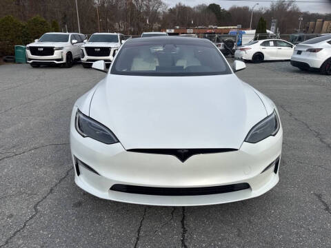 2022 Tesla Model S Plaid
